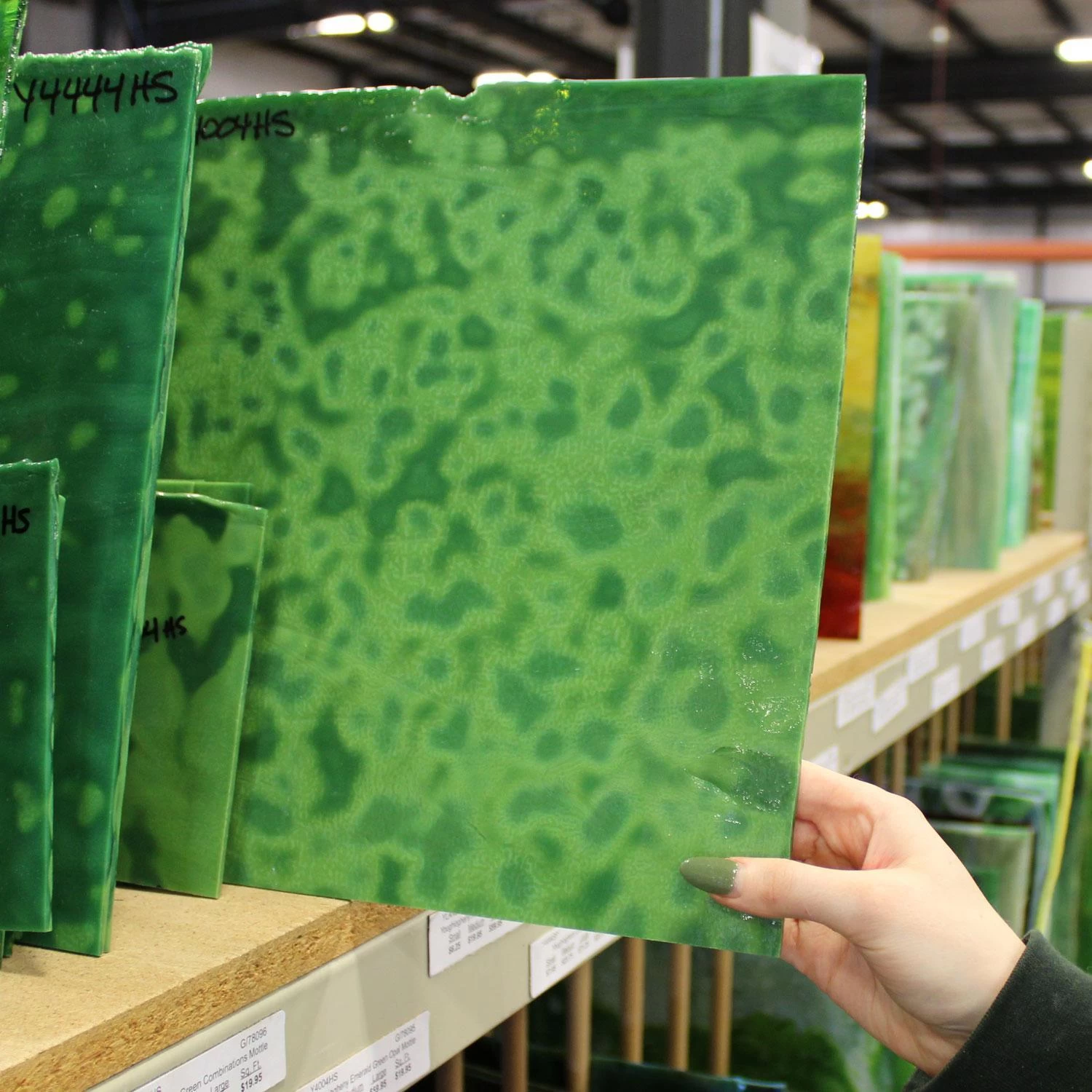 Youghiogheny Emerald Green Opal Mottle - Image 6