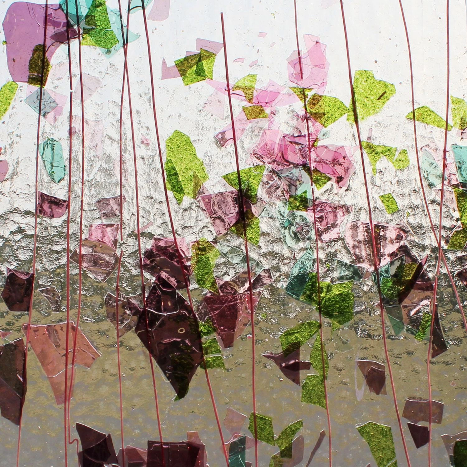 Bullseye Pink, Plum, Aqua And Green And Pink On Clear Fracture-Streamer - 90 COE