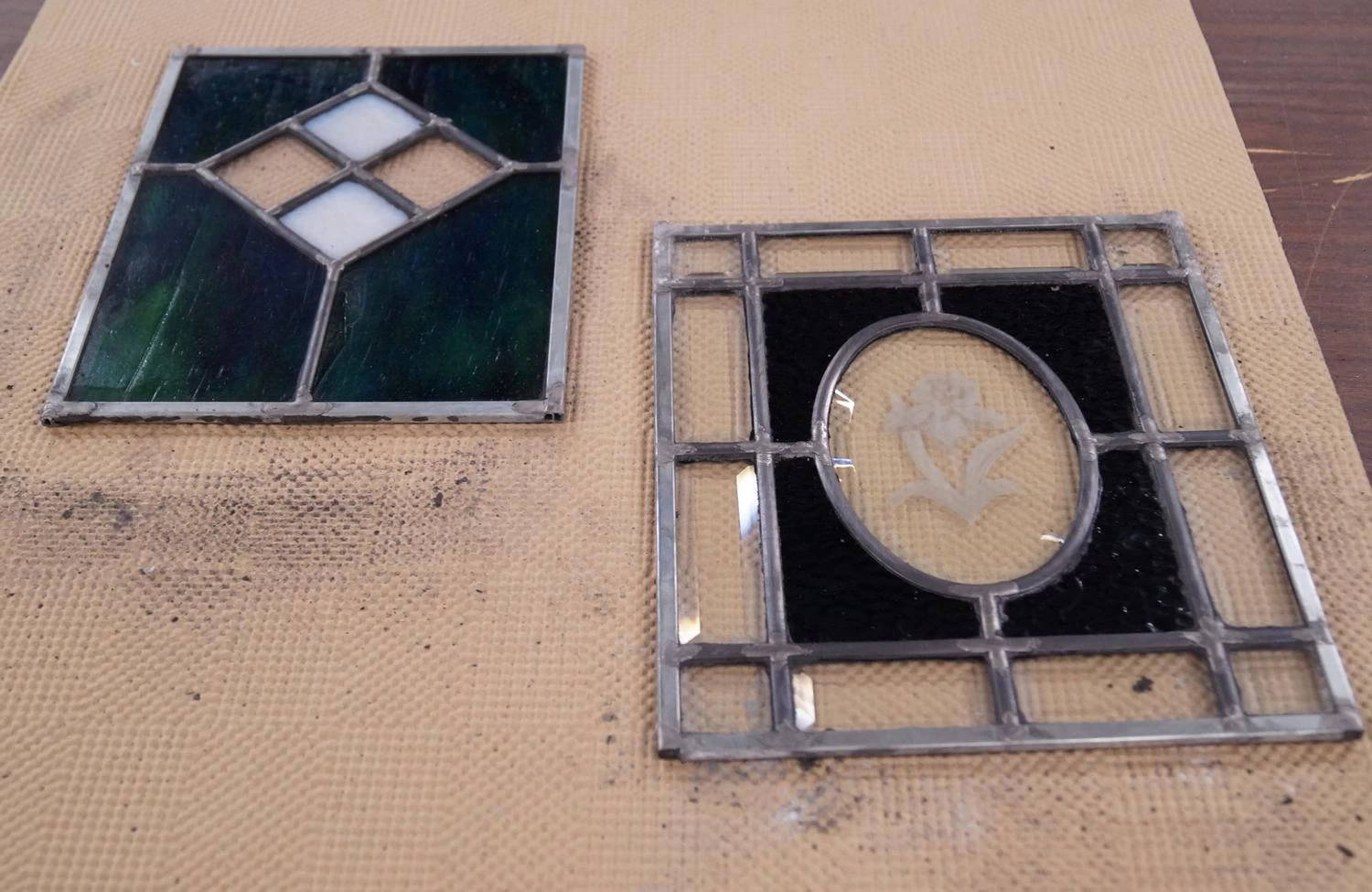 Miracle Mudd Black Cement - Small - Image 4