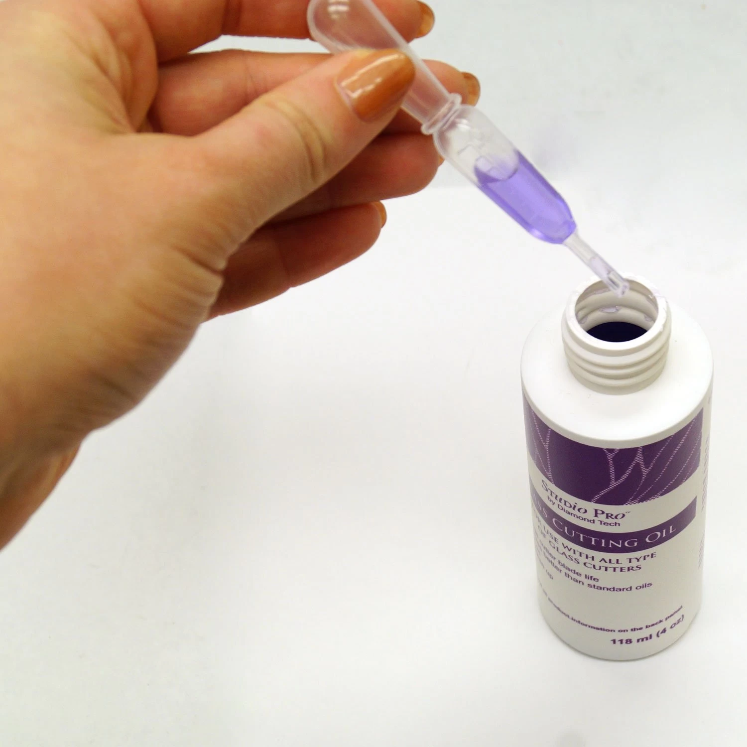 Studio Pro Glass Cutting Oil - 4 Oz - Image 6