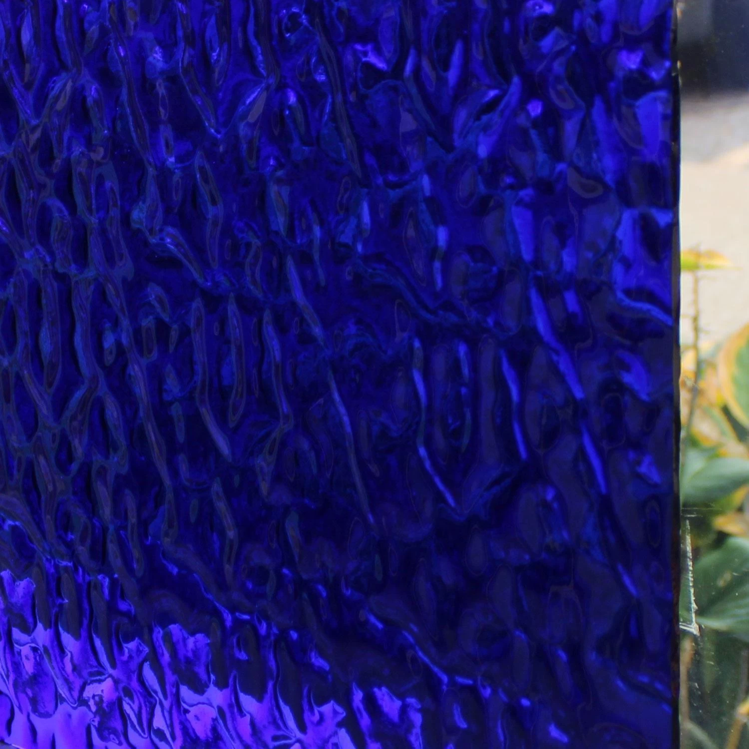 Wissmach Dark Copper Blue Transparent Flemish - Image 2