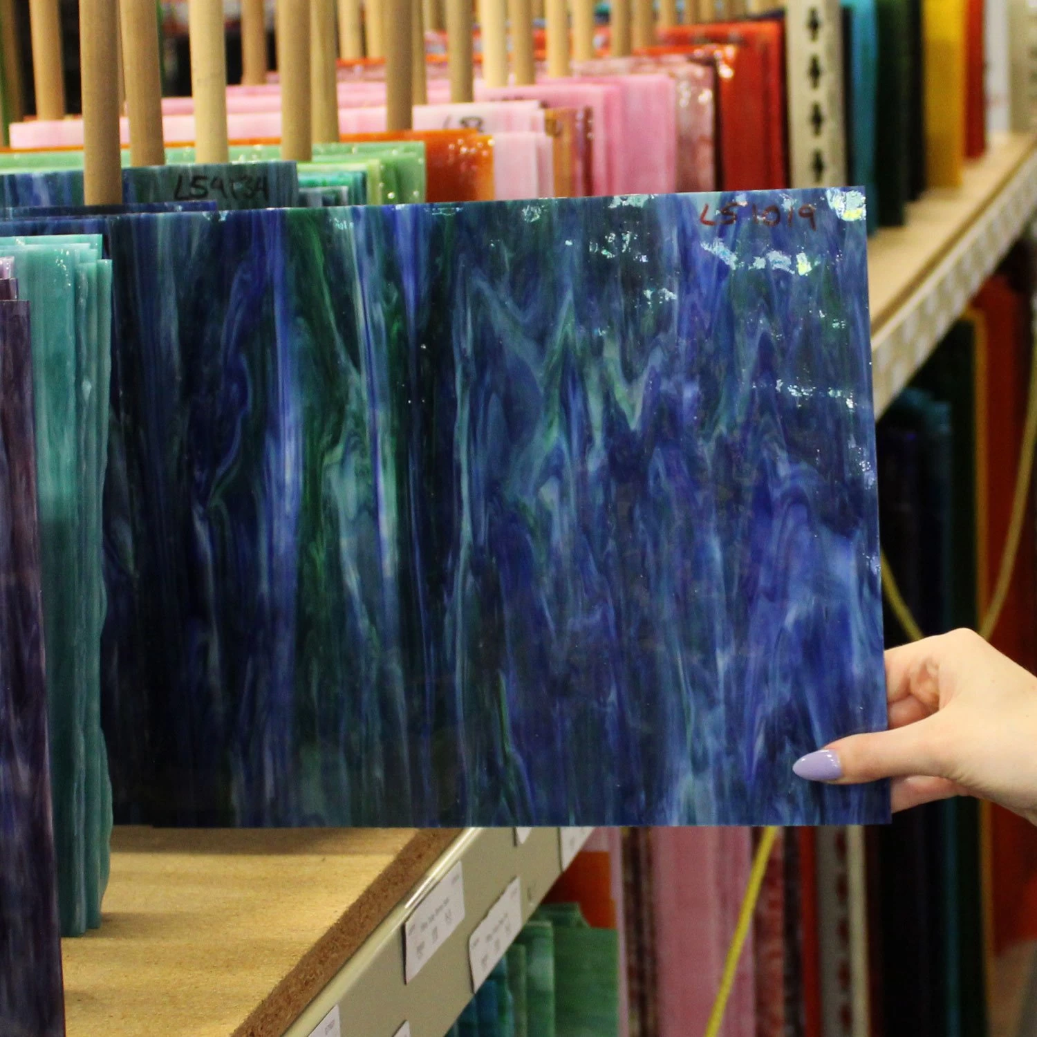 Tiffany Today Stormy Seas Opal Streaky - Image 5