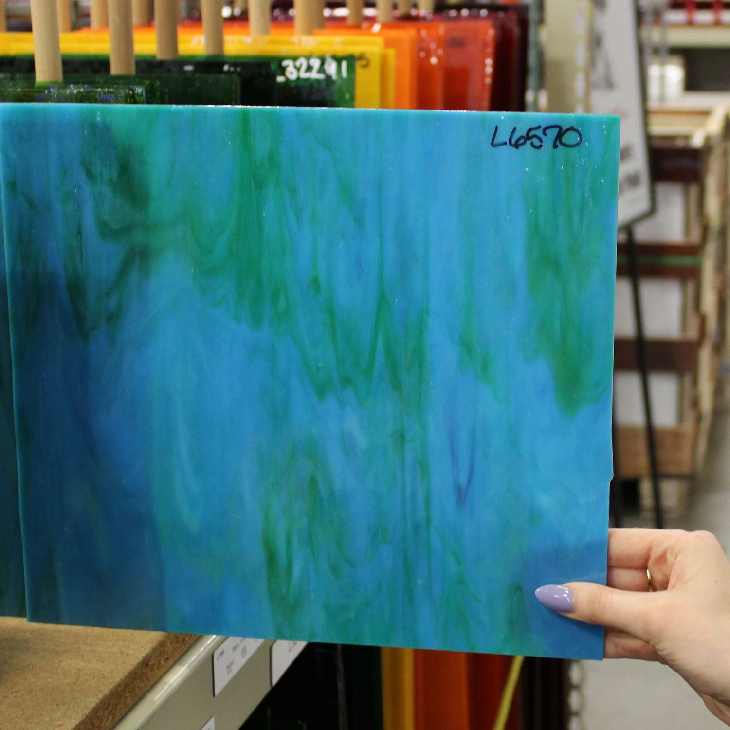 Tiffany Today Island Vibes Opal Streaky - Image 5