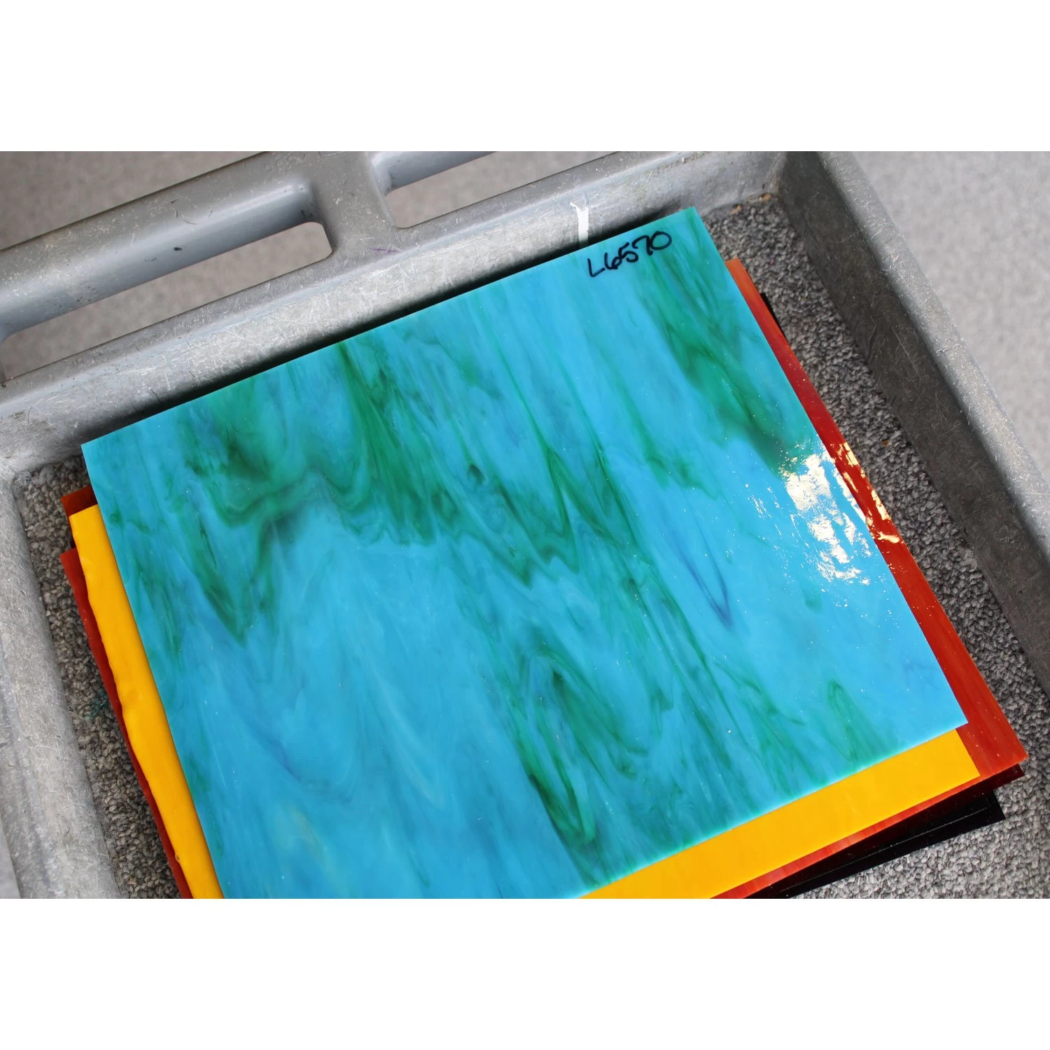 Tiffany Today Island Vibes Opal Streaky - Image 7