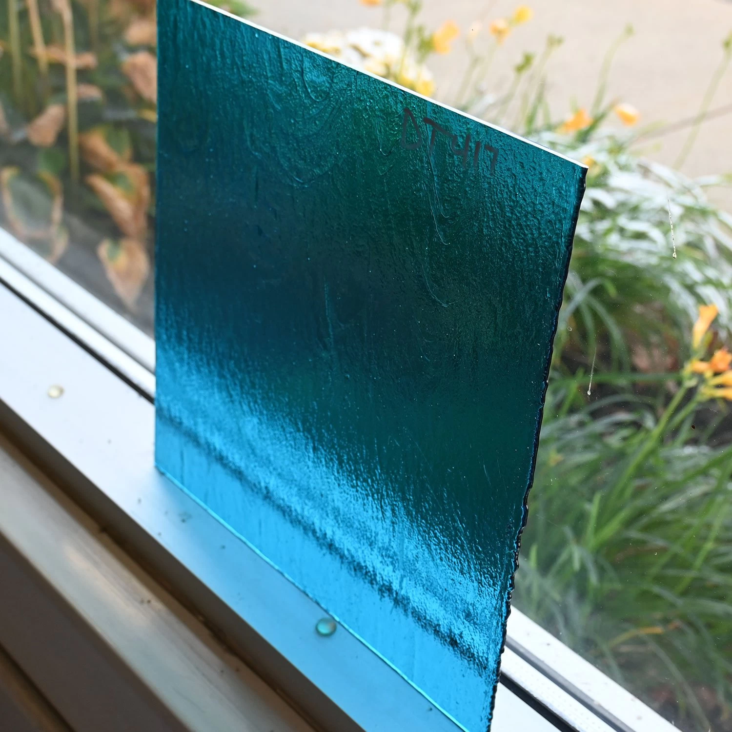 Delphi Superior Blue Raspberry Transparent - 90 COE - Image 3