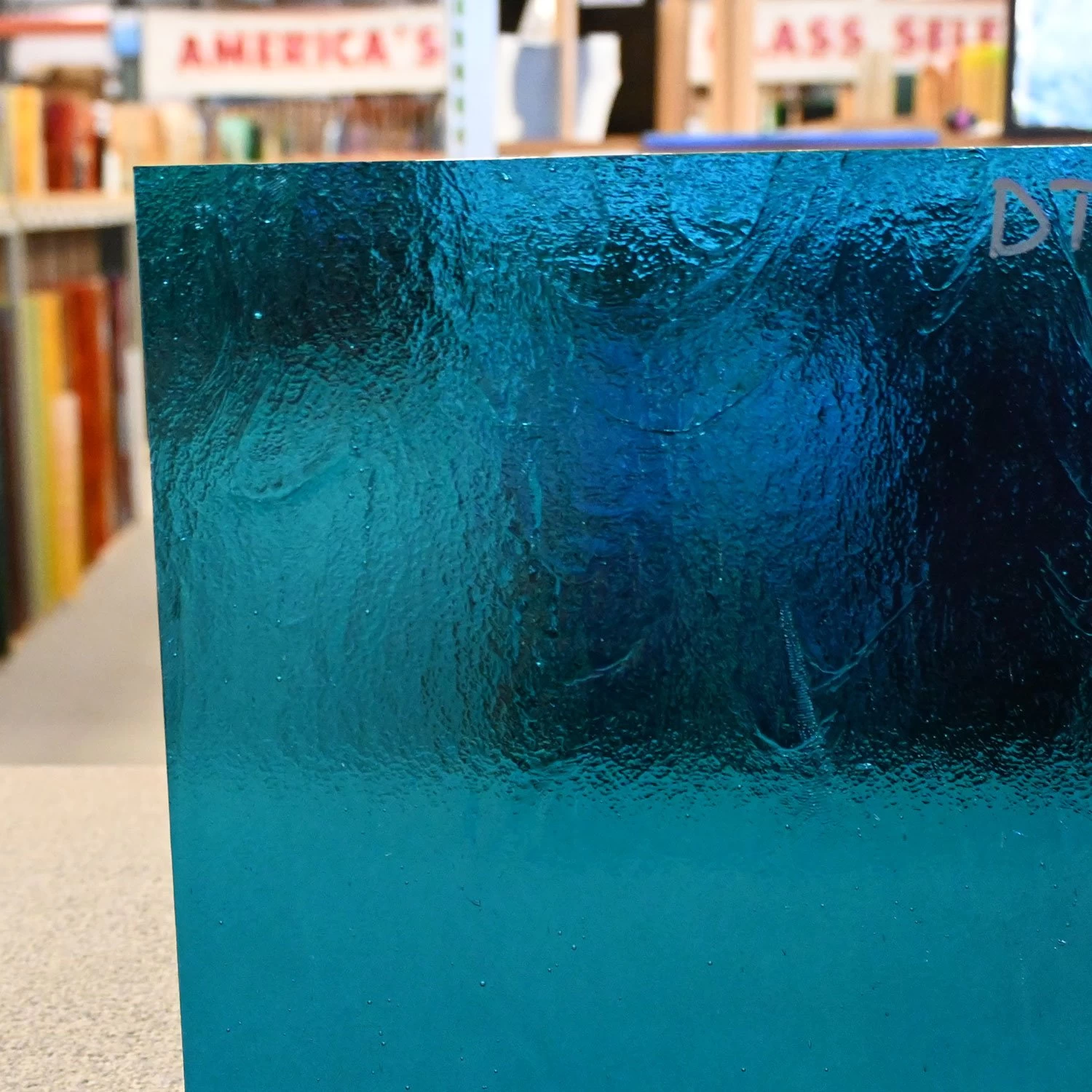 Delphi Superior Blue Raspberry Transparent - 90 COE - Image 5